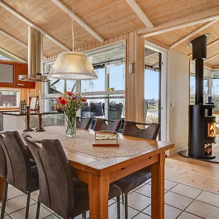 Pet Friendly In With Sauna *