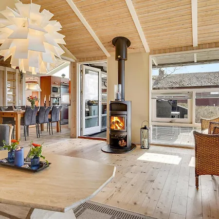 Pet Friendly In With Sauna Feriehus Ebeltoft