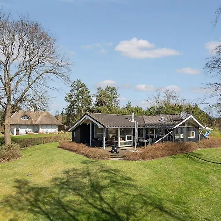 Pet Friendly In With Sauna Feriehus *